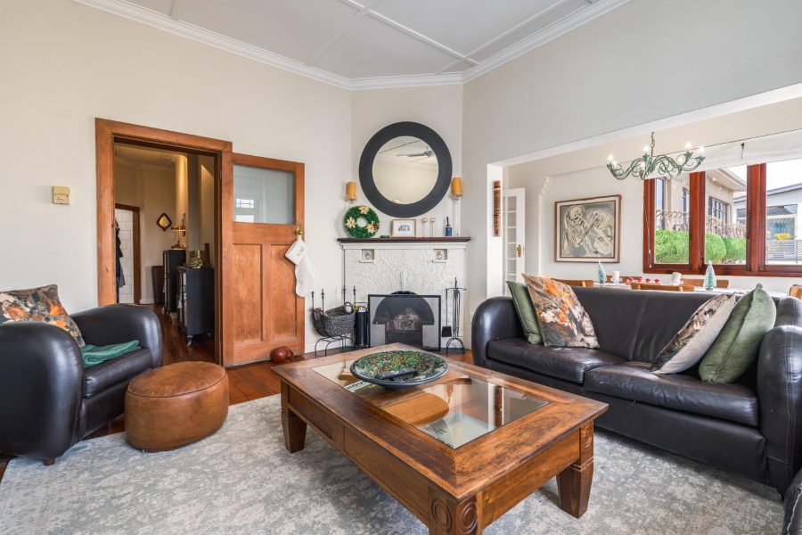 3 Bedroom Property for Sale in Sea Point Western Cape